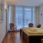 Gaestehaus Dominikus Hotel *