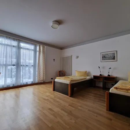 Gaestehaus Dominikus Ξενοδοχείο Λειψία