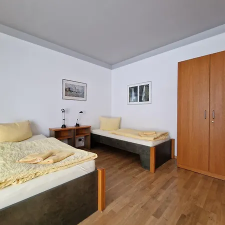 Hotel Gaestehaus Dominikus *