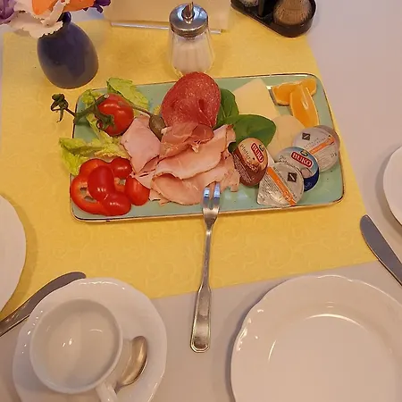 Gaestehaus Dominikus 호텔 라이프치히