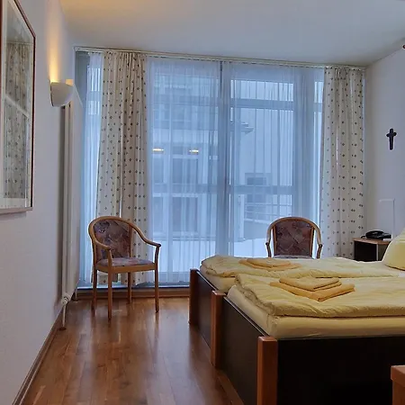 Aurelius Arkenau Hotel *
