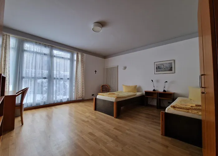 Gaestehaus Dominikus Ξενοδοχείο Λειψία