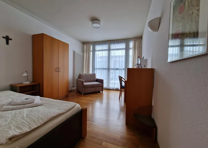 Ξενοδοχείο Gaestehaus Dominikus Λειψία